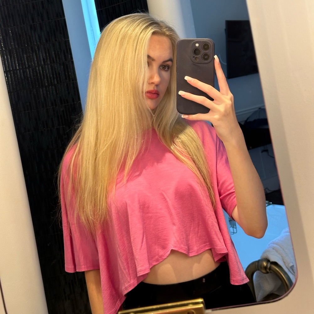 Pink merino wool top 🩷